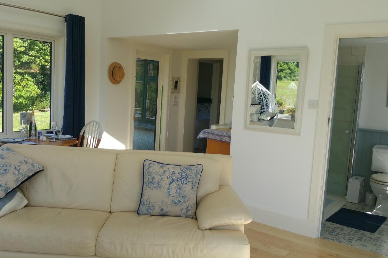 Bed and Breakfast Horsna Parc Retreat Saint Tudy Экстерьер фото