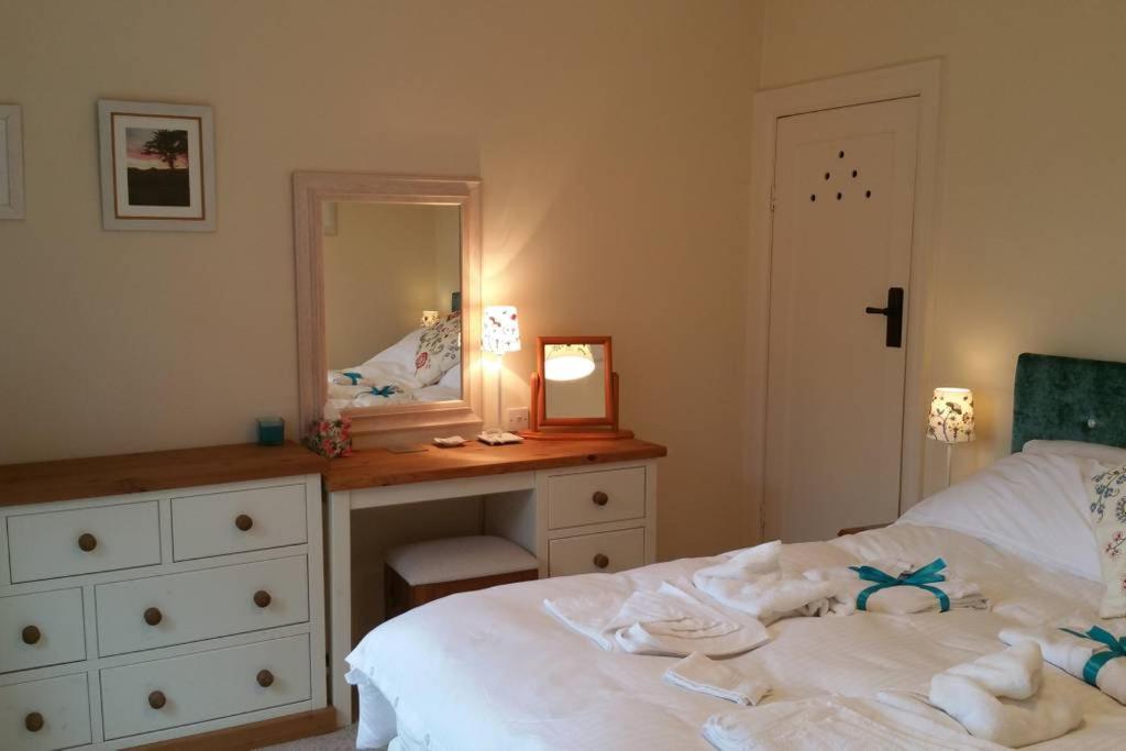 Bed and Breakfast Horsna Parc Retreat Saint Tudy Экстерьер фото